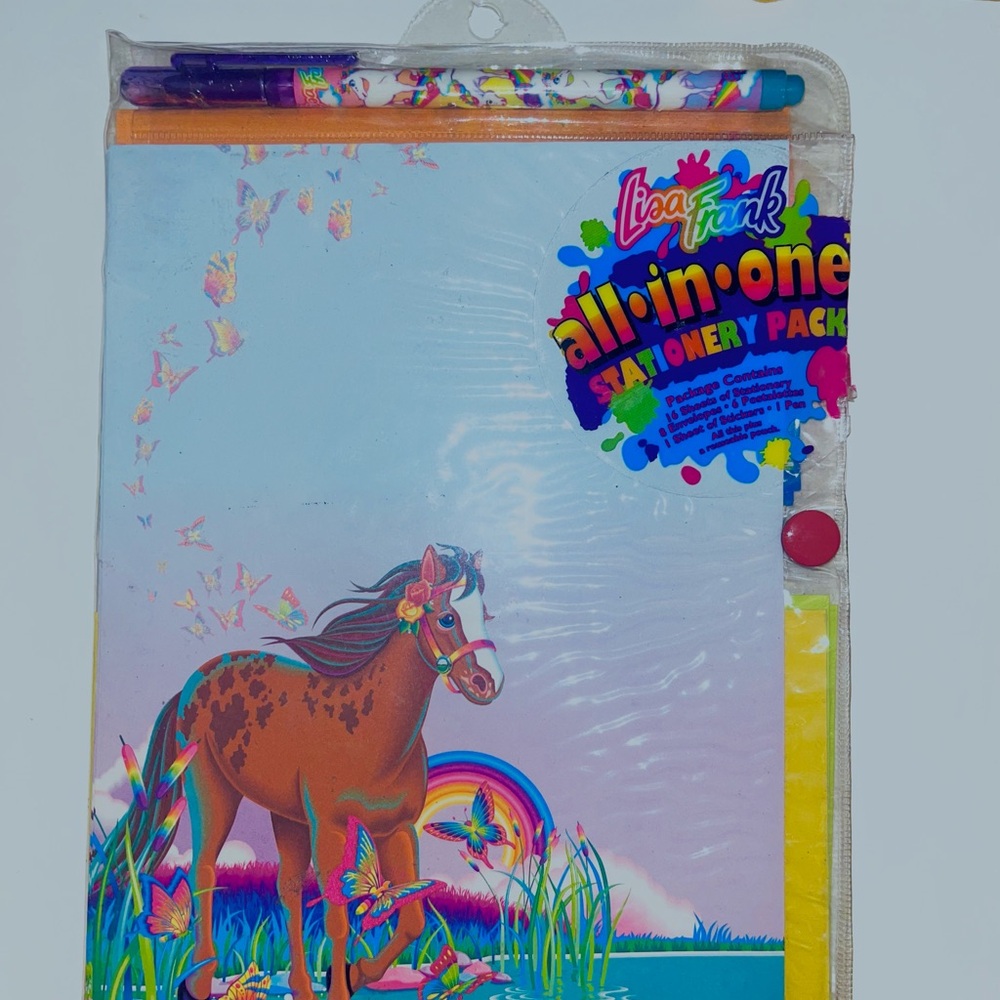 90’s vintage, Lisa Frank Rainbow Party Favors Set Multicolor